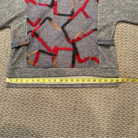 Fashionable Gray Sweater - Picture 11 of 12